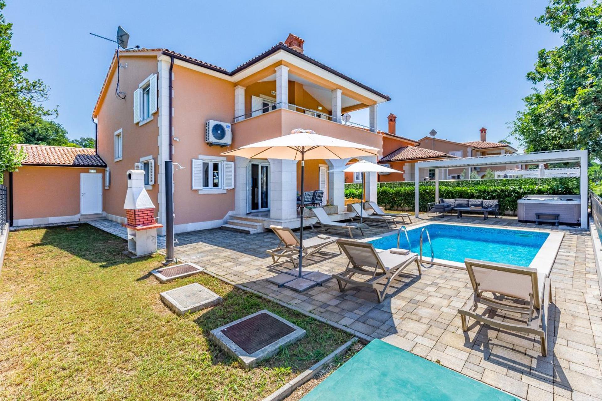Villas Lotus With Pool And Jacuzzi Пула Экстерьер фото