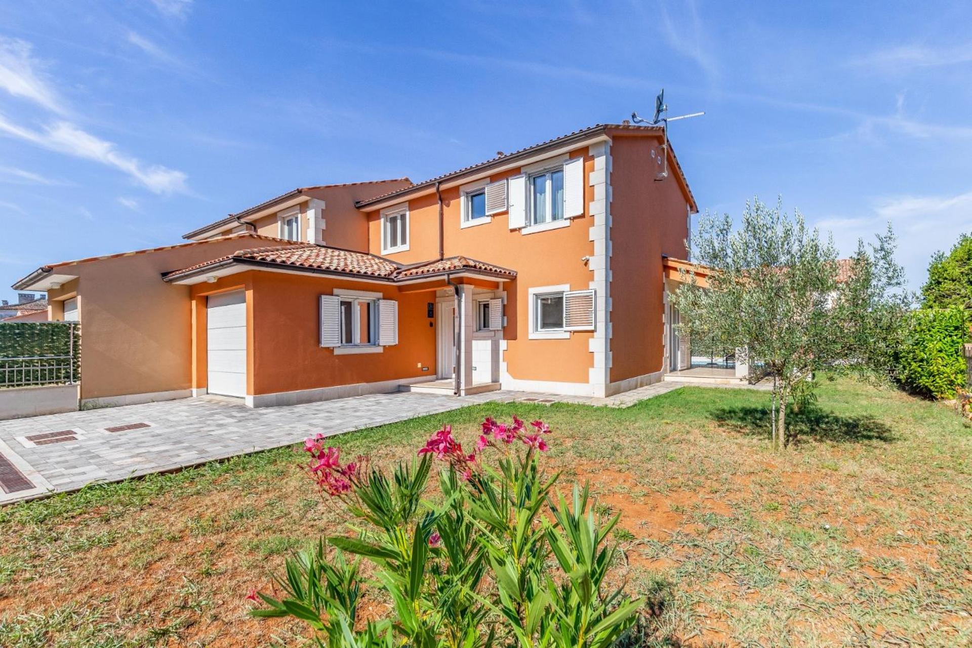 Villas Lotus With Pool And Jacuzzi Пула Экстерьер фото